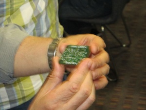 Die Lotpaste ist aufgetragen, wo sind die Pinzetten?