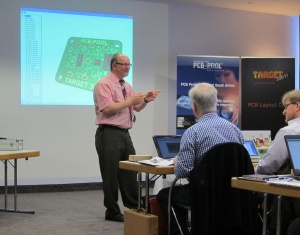 Im ersten Teil erläutert Harald Friedrich die Produktidee und den Schaltungsaufbau. Es folgt das Hereinholen einiger Bauteile in den Schaltplan über die Bauteildatenbank sowie die Signalverlegung zwischen den Bauteilen im Schaltplan