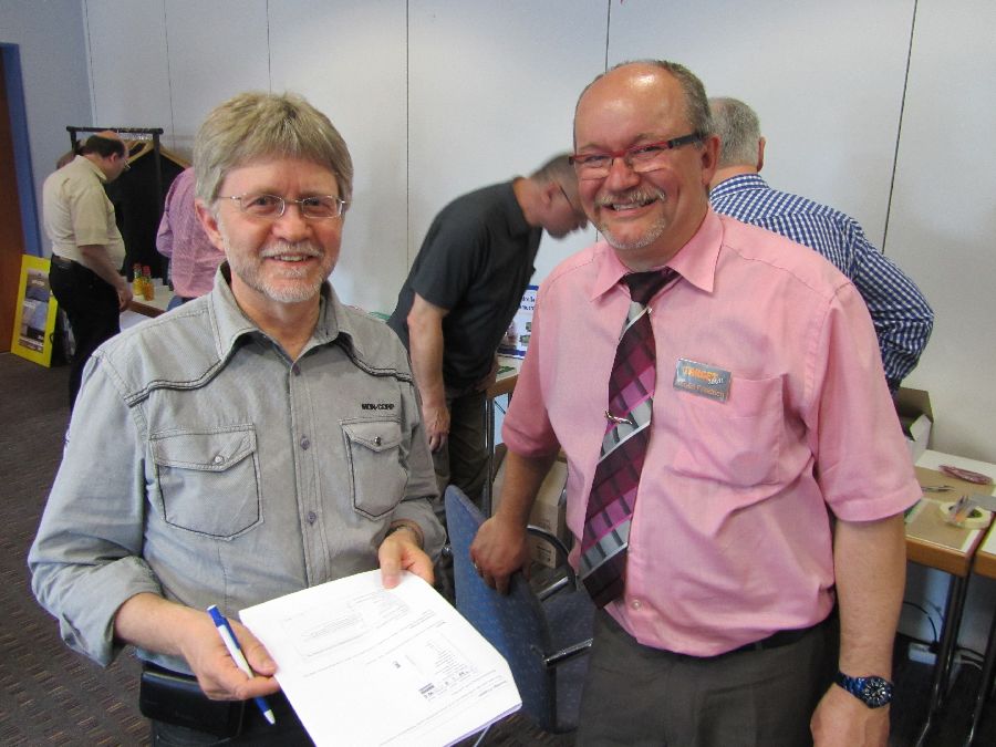 Zufriedene Gesichter am Ende eines gelungenen Seminartages. Harald Friedrich (rechts) mit einem Teilnehmer. Wir freuen uns schon auf München.